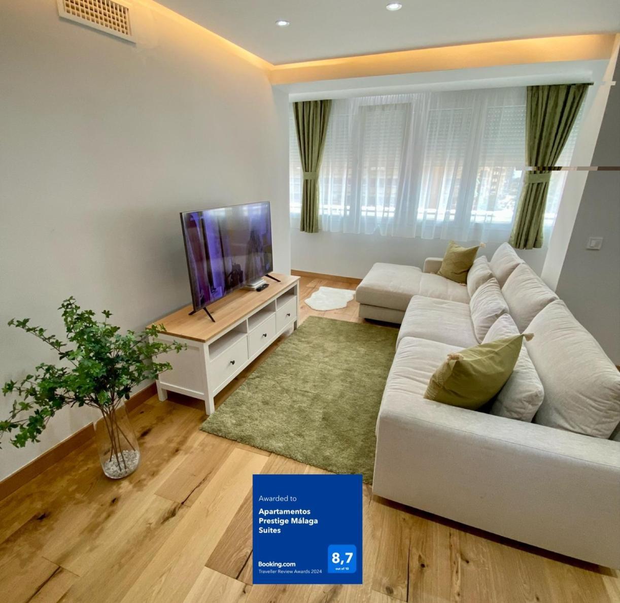 Apartamentos Prestige Malaga Suites Zewnętrze zdjęcie